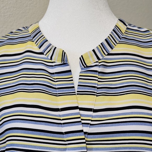 Womens Ann Taylor Sleeveless Top - Picture 2 of 6